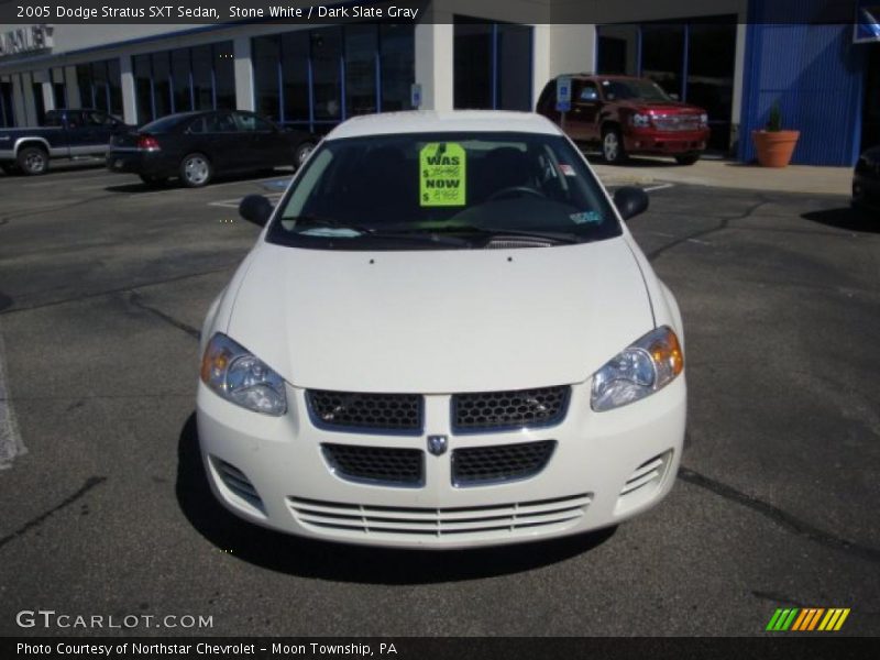 Stone White / Dark Slate Gray 2005 Dodge Stratus SXT Sedan