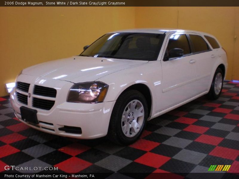 Stone White / Dark Slate Gray/Light Graystone 2006 Dodge Magnum