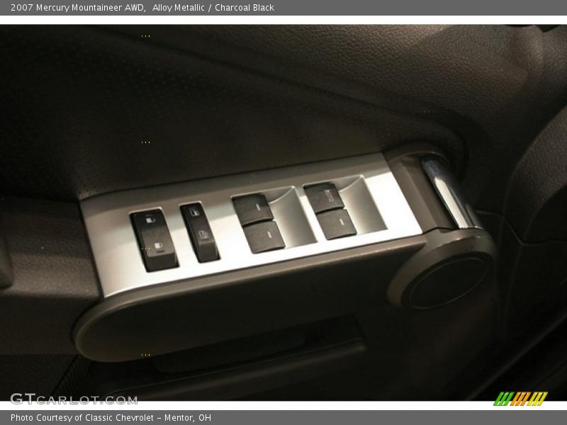 Alloy Metallic / Charcoal Black 2007 Mercury Mountaineer AWD