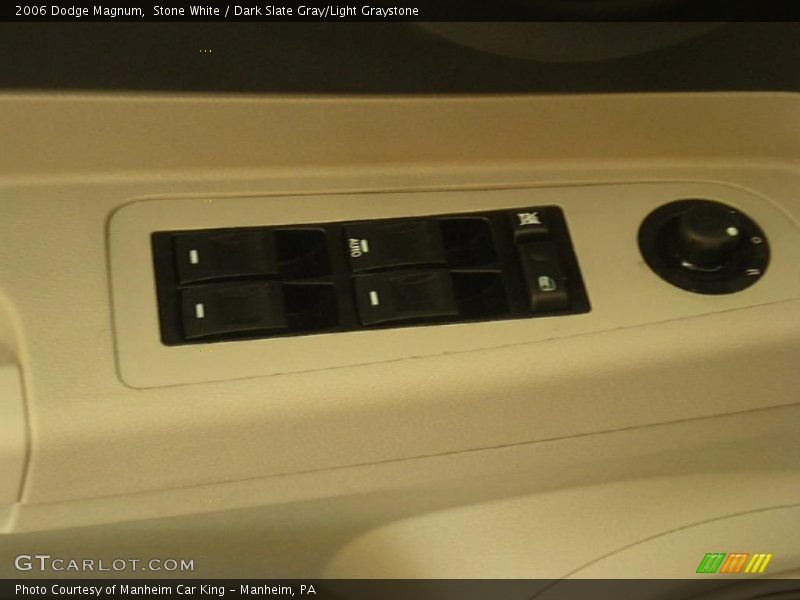 Stone White / Dark Slate Gray/Light Graystone 2006 Dodge Magnum