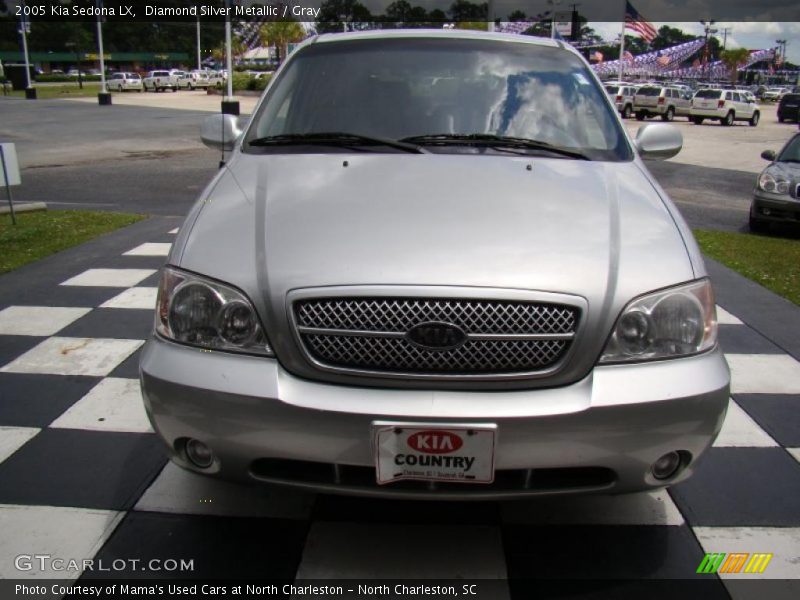 Diamond Silver Metallic / Gray 2005 Kia Sedona LX