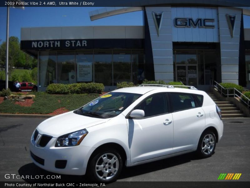 Ultra White / Ebony 2009 Pontiac Vibe 2.4 AWD