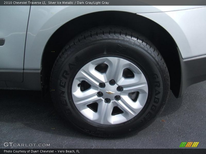 Silver Ice Metallic / Dark Gray/Light Gray 2010 Chevrolet Traverse LS