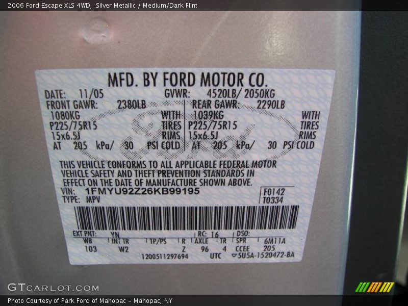 Silver Metallic / Medium/Dark Flint 2006 Ford Escape XLS 4WD
