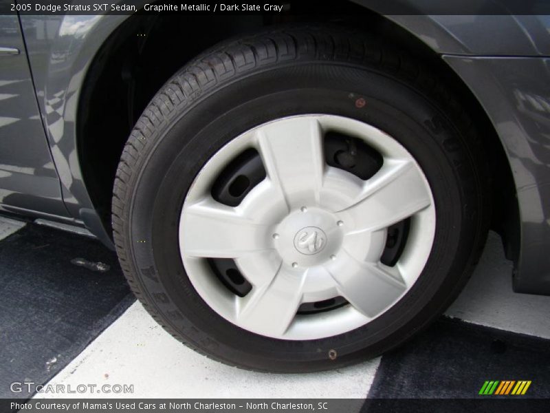Graphite Metallic / Dark Slate Gray 2005 Dodge Stratus SXT Sedan
