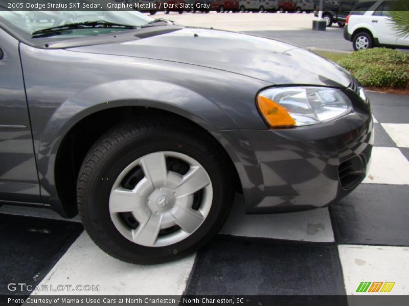 Graphite Metallic / Dark Slate Gray 2005 Dodge Stratus SXT Sedan