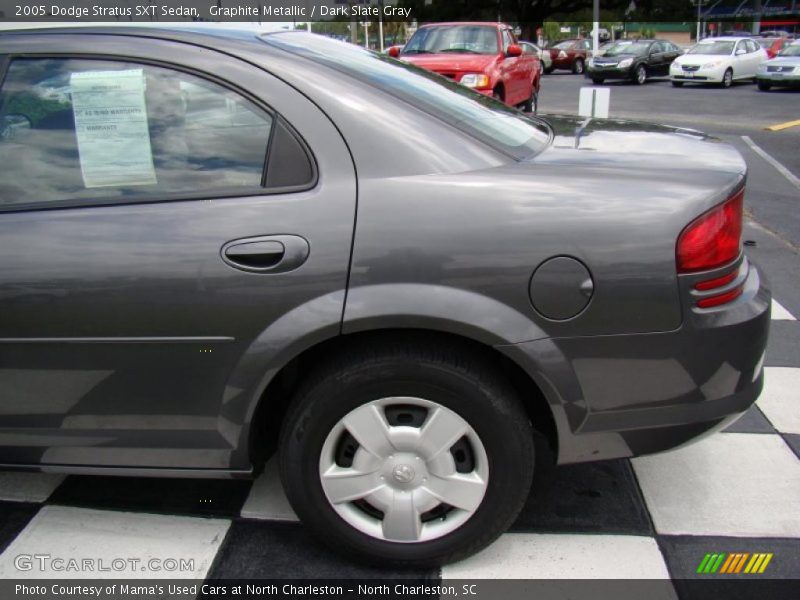 Graphite Metallic / Dark Slate Gray 2005 Dodge Stratus SXT Sedan