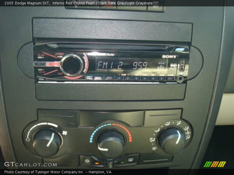 Inferno Red Crystal Pearl / Dark Slate Gray/Light Graystone 2005 Dodge Magnum SXT