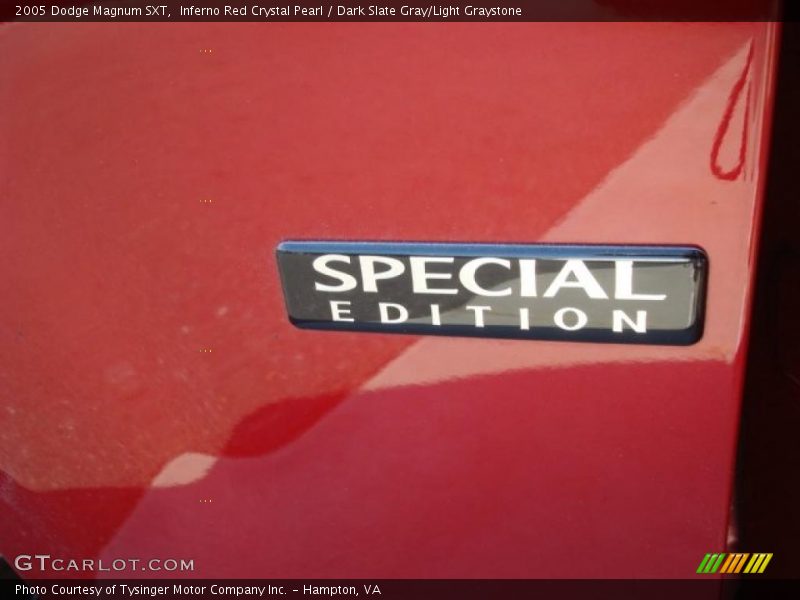 Inferno Red Crystal Pearl / Dark Slate Gray/Light Graystone 2005 Dodge Magnum SXT