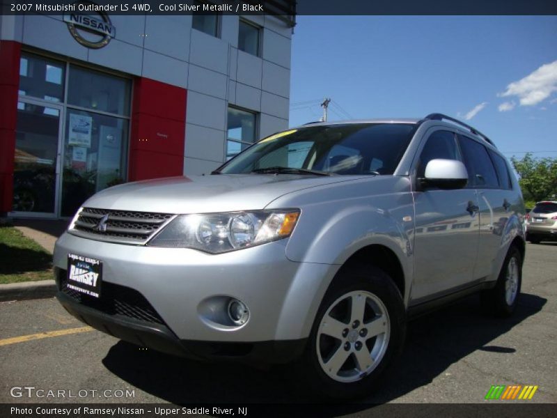 Cool Silver Metallic / Black 2007 Mitsubishi Outlander LS 4WD