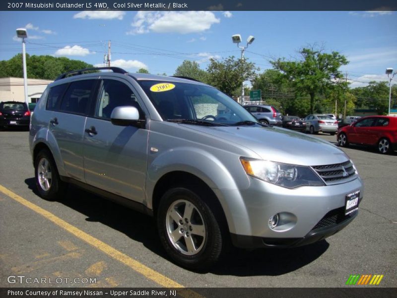 Cool Silver Metallic / Black 2007 Mitsubishi Outlander LS 4WD