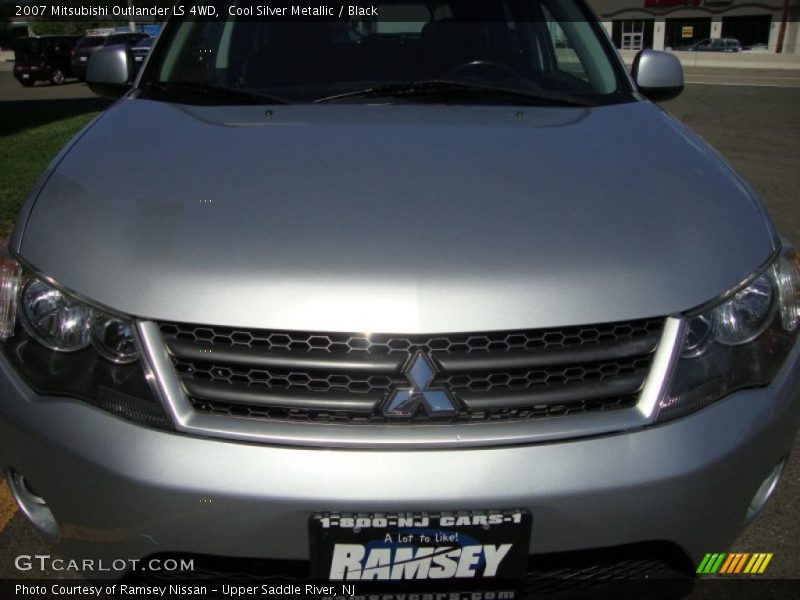 Cool Silver Metallic / Black 2007 Mitsubishi Outlander LS 4WD
