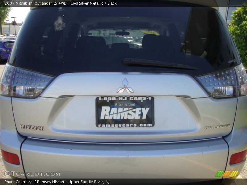 Cool Silver Metallic / Black 2007 Mitsubishi Outlander LS 4WD
