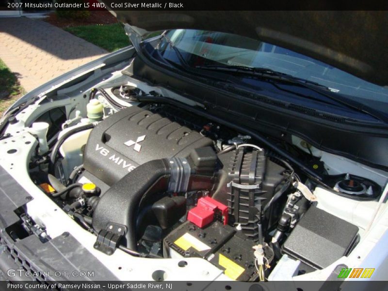 Cool Silver Metallic / Black 2007 Mitsubishi Outlander LS 4WD