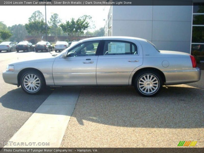 Silver Birch Metallic / Dark Stone/Medium Light Stone 2004 Lincoln Town Car Ultimate
