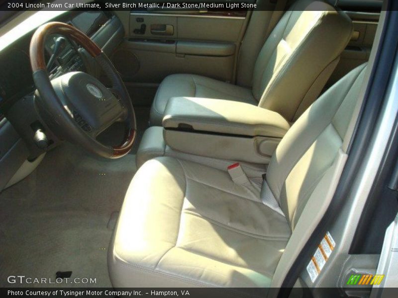 Silver Birch Metallic / Dark Stone/Medium Light Stone 2004 Lincoln Town Car Ultimate