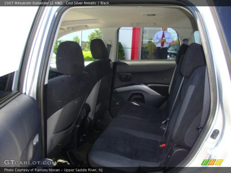 Cool Silver Metallic / Black 2007 Mitsubishi Outlander LS 4WD