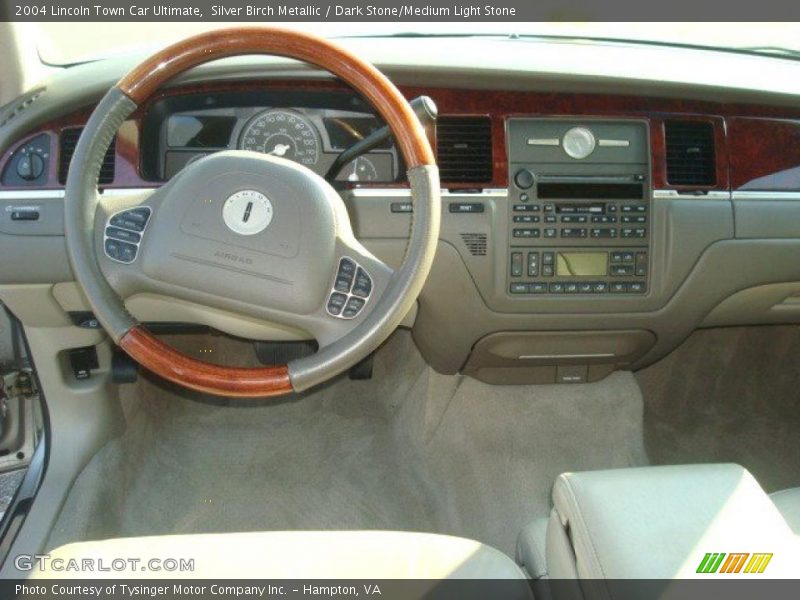 Silver Birch Metallic / Dark Stone/Medium Light Stone 2004 Lincoln Town Car Ultimate