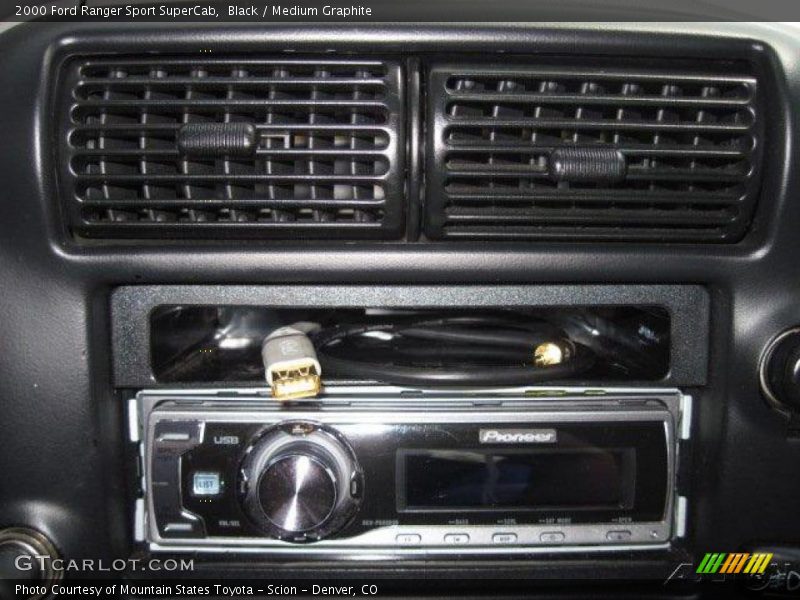 Black / Medium Graphite 2000 Ford Ranger Sport SuperCab