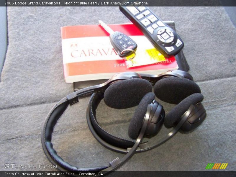 Midnight Blue Pearl / Dark Khaki/Light Graystone 2006 Dodge Grand Caravan SXT