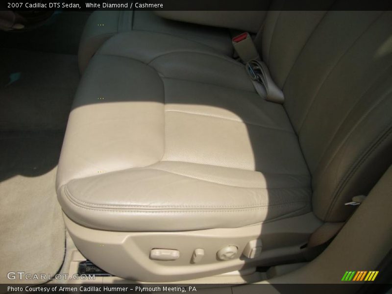 White Diamond / Cashmere 2007 Cadillac DTS Sedan