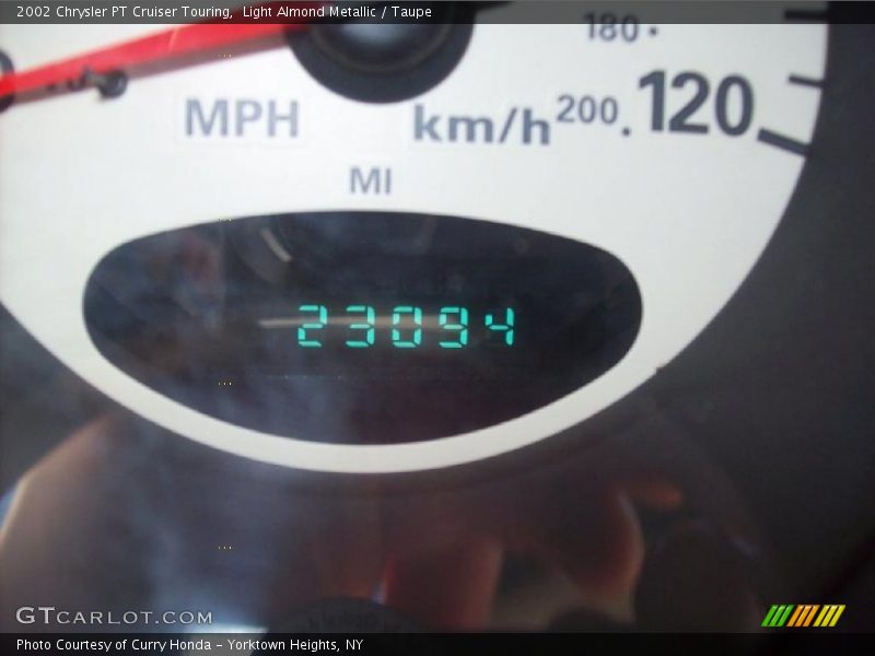Light Almond Metallic / Taupe 2002 Chrysler PT Cruiser Touring