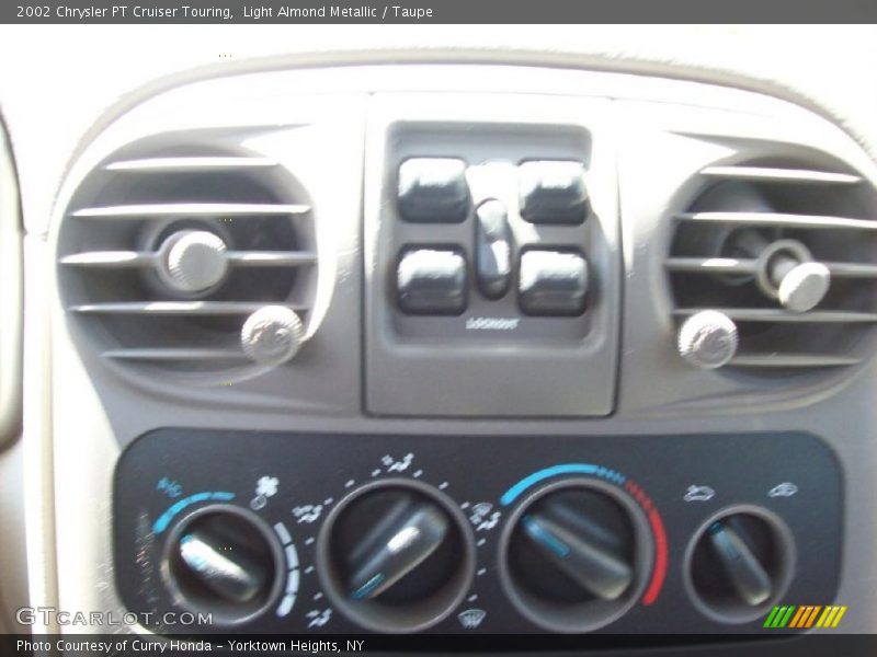 Light Almond Metallic / Taupe 2002 Chrysler PT Cruiser Touring