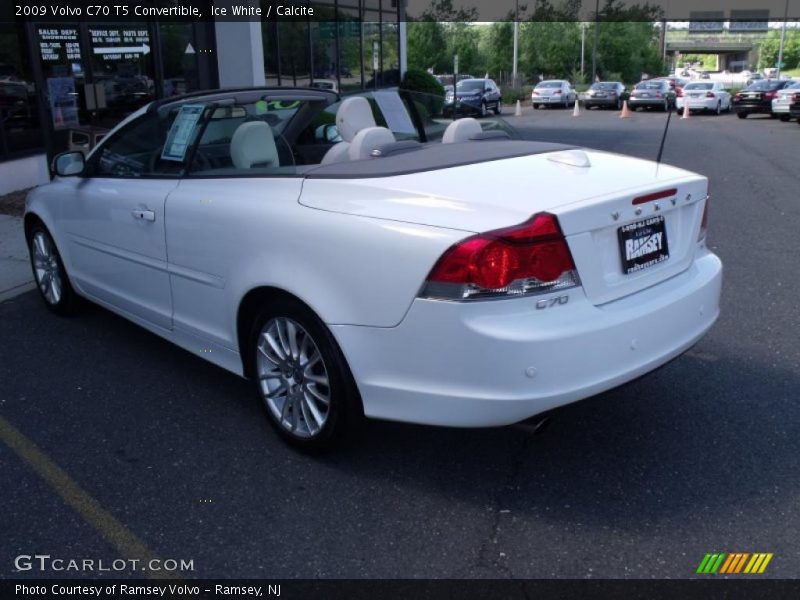 Ice White / Calcite 2009 Volvo C70 T5 Convertible