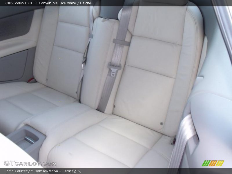 Ice White / Calcite 2009 Volvo C70 T5 Convertible
