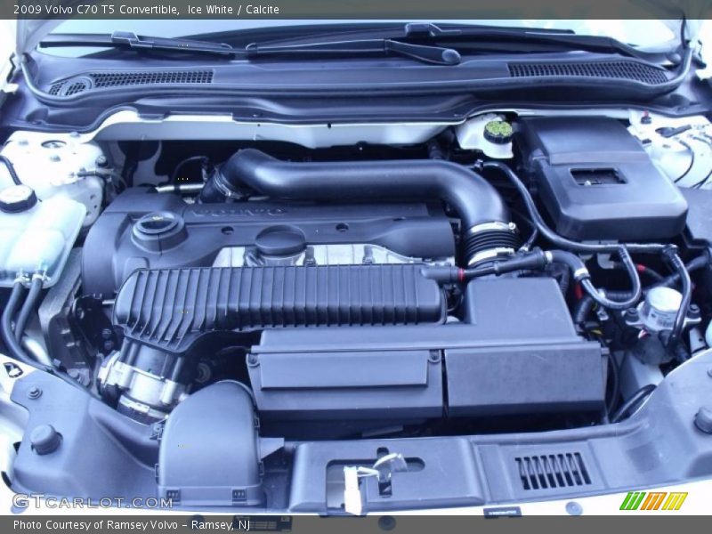 Ice White / Calcite 2009 Volvo C70 T5 Convertible
