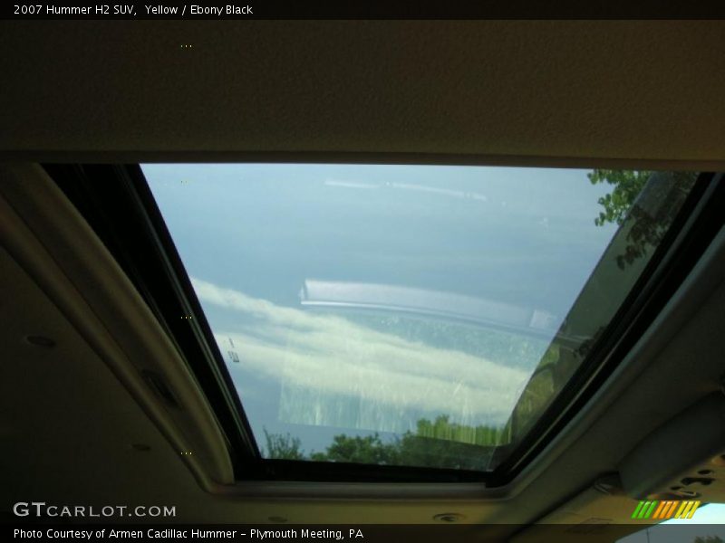 Yellow / Ebony Black 2007 Hummer H2 SUV