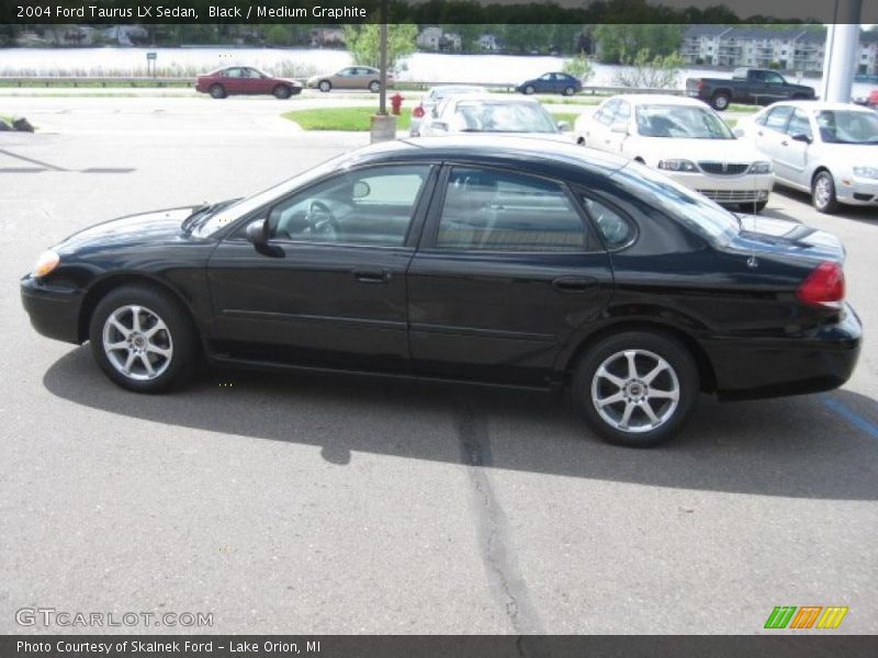 Black / Medium Graphite 2004 Ford Taurus LX Sedan