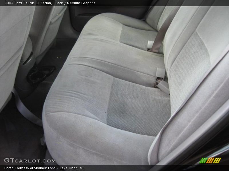 Black / Medium Graphite 2004 Ford Taurus LX Sedan