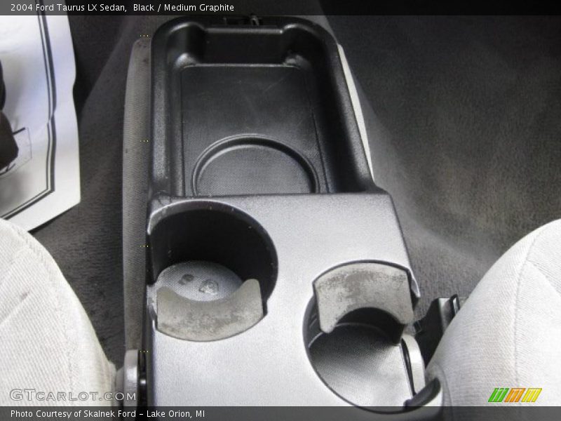 Black / Medium Graphite 2004 Ford Taurus LX Sedan