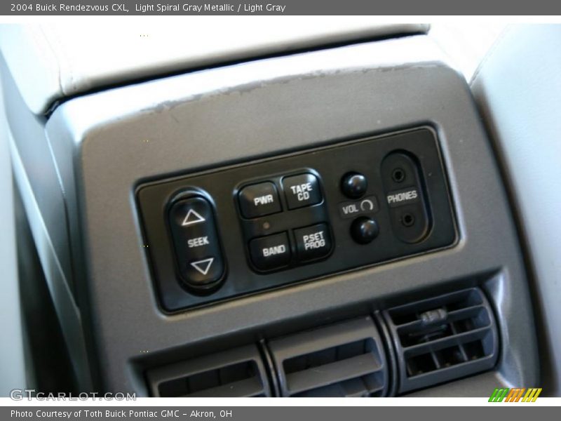 Light Spiral Gray Metallic / Light Gray 2004 Buick Rendezvous CXL