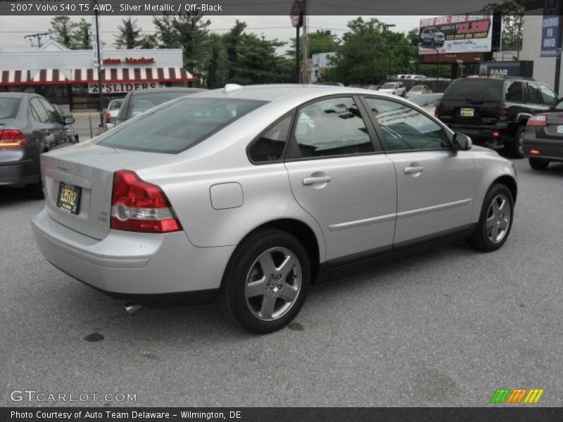 Silver Metallic / Off-Black 2007 Volvo S40 T5 AWD