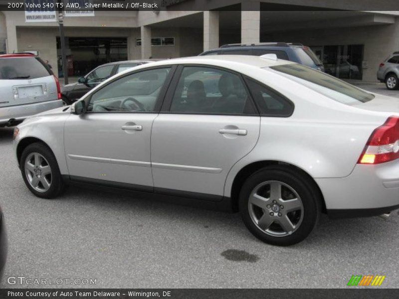 Silver Metallic / Off-Black 2007 Volvo S40 T5 AWD