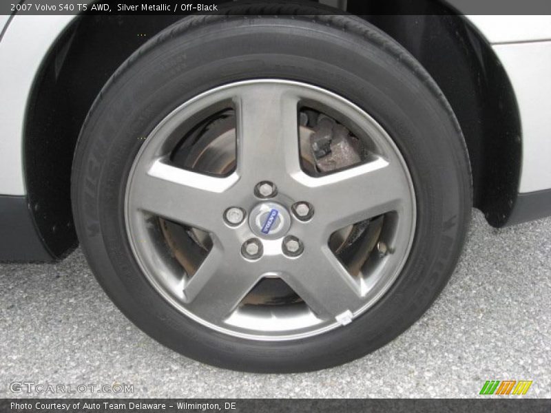 Silver Metallic / Off-Black 2007 Volvo S40 T5 AWD