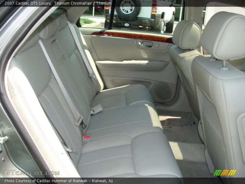 Titanium ChromaFlair / Titanium 2007 Cadillac DTS Luxury