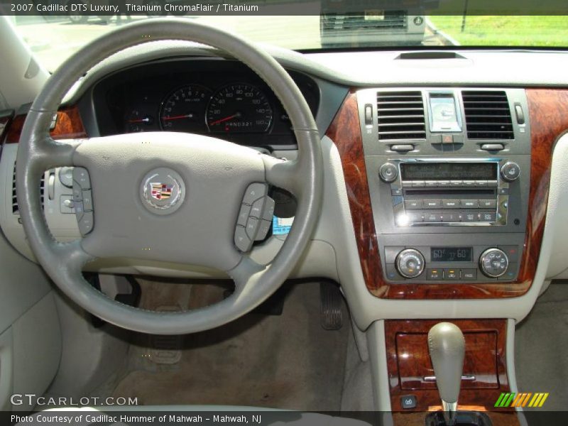 Titanium ChromaFlair / Titanium 2007 Cadillac DTS Luxury