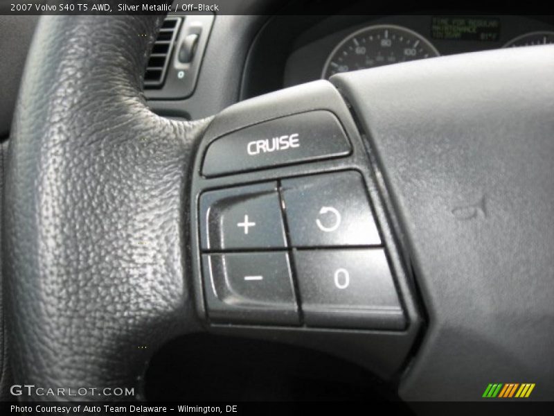 Silver Metallic / Off-Black 2007 Volvo S40 T5 AWD