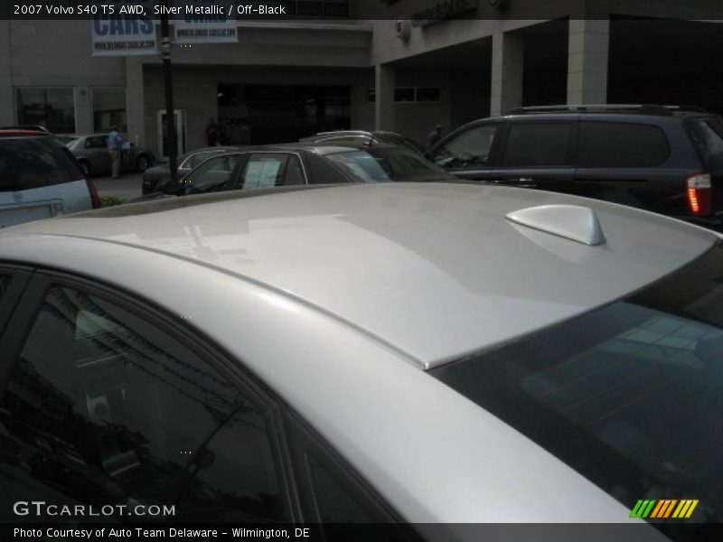 Silver Metallic / Off-Black 2007 Volvo S40 T5 AWD