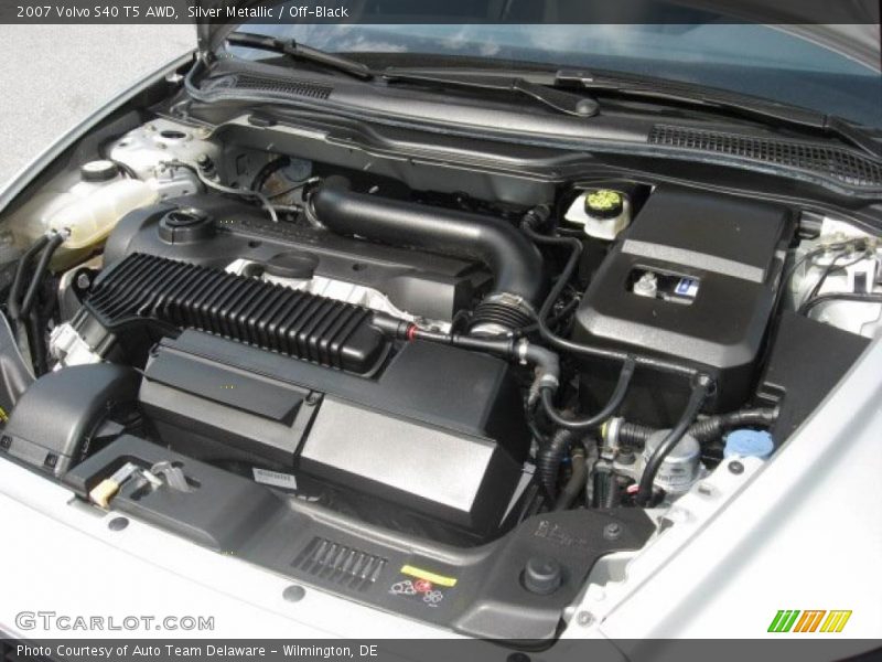 Silver Metallic / Off-Black 2007 Volvo S40 T5 AWD