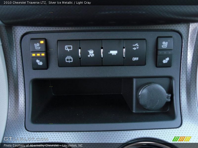 Silver Ice Metallic / Light Gray 2010 Chevrolet Traverse LTZ