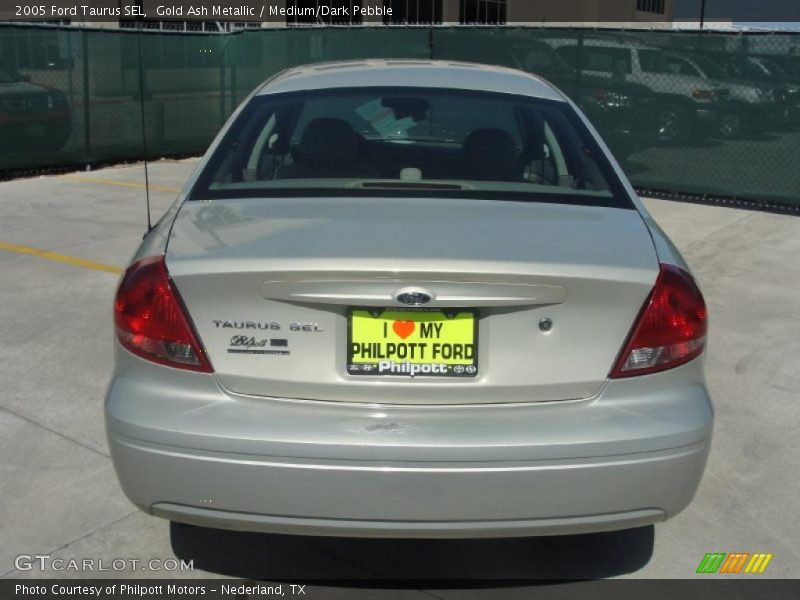 Gold Ash Metallic / Medium/Dark Pebble 2005 Ford Taurus SEL