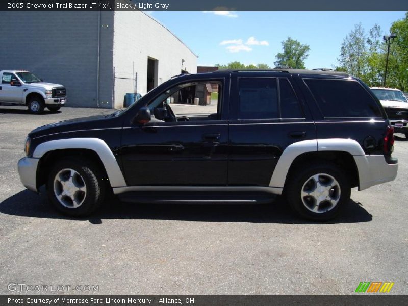 Black / Light Gray 2005 Chevrolet TrailBlazer LT 4x4