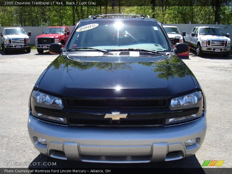 Black / Light Gray 2005 Chevrolet TrailBlazer LT 4x4