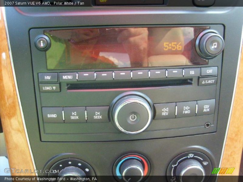 Polar White / Tan 2007 Saturn VUE V6 AWD