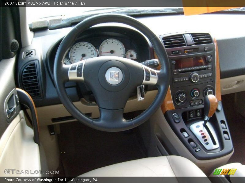 Polar White / Tan 2007 Saturn VUE V6 AWD