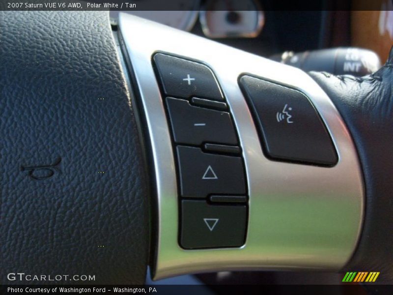Polar White / Tan 2007 Saturn VUE V6 AWD